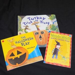 Set Of 3 Halloween  Books Wanda Witch Halloween Play & Turkey Trick Or Treat